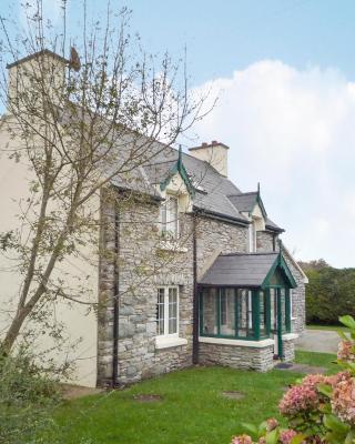 Stone Cottage Kenmare by Trident Holiday Homes