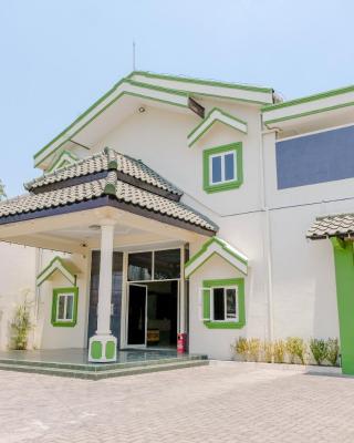 Hotel Taman Indah