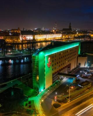 HP Park Plaza