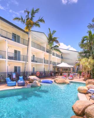 Cairns Queenslander Hotel & Apartments