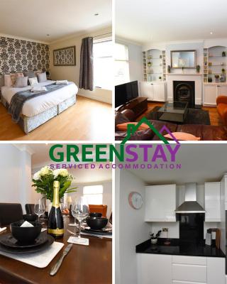 "Honeysuckle House Chester" by Greenstay Serviced Accommodation - Large 3 Bed House, Sleeps 6, Perfect For Contractors, Business Travellers, Families & Groups