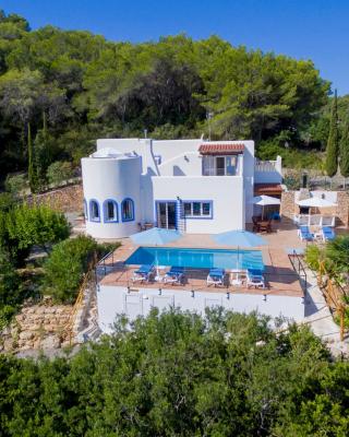 Charming villa with pool, Can Toni Mateu.