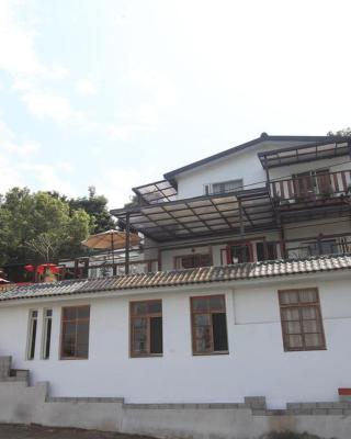 Two Dots On Line Homestay