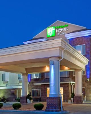 Holiday Inn Express & Suites - Dickinson, an IHG Hotel