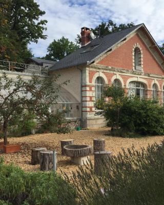 L'Orangerie "The Orangery" du parc des Nouies