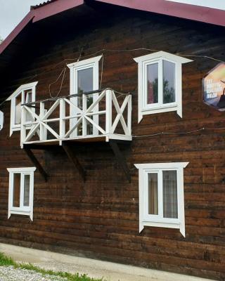 Kostel House