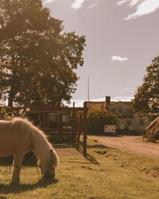 Toric Farmlodge