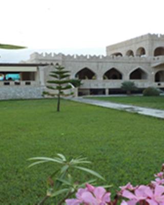 Castle Hotel
