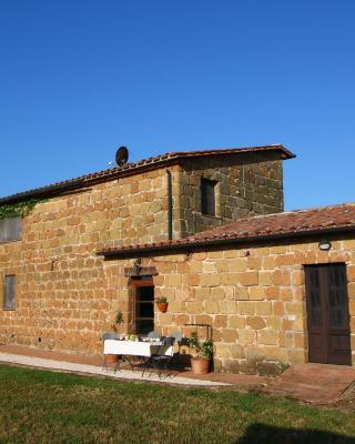 Farmhouse in Sorano near Lake Bolsena