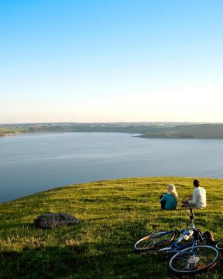 Lakes and Craters Holiday Park