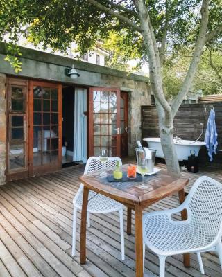 Camps Bay Forest Pods