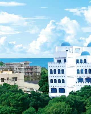 Moon Bay Coastal Hotel