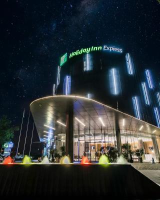 Holiday Inn Express Shanghai Songjiang Fangta, an IHG Hotel