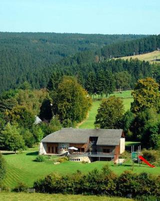 Villa in Ovifat near Ski Trails