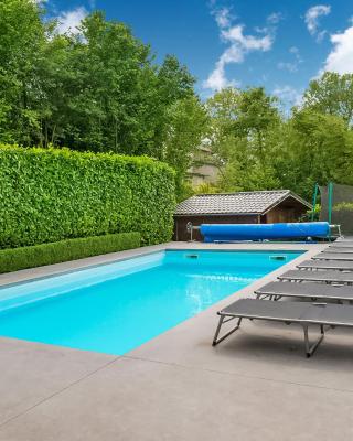 Holiday home near Hamoir with private heated pool
