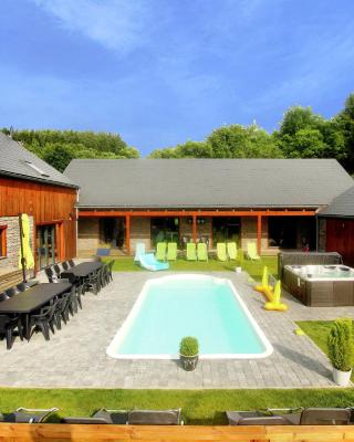 Villa with heated outdoor pool and sauna