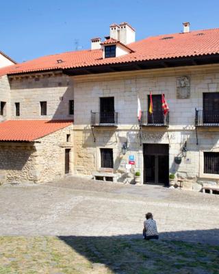 Parador de Santillana Gil Blas