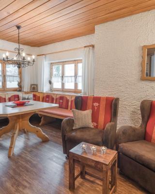 Ferienwohnungen Alpentraum - Landhaus am Bächle