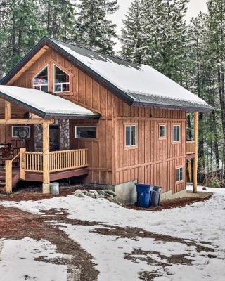 Beautiful Leavenworth Cabin Getaway with Hot Tub!