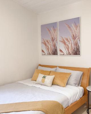 Quiet Private Double Room in Kingsford near UNSW, Randwick Light Railway&Bus G3 - ROOM ONLY