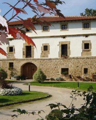 Casona de San Pantaleón de Aras