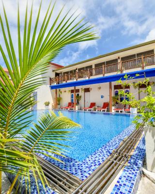 Equatorial Divers Lodge