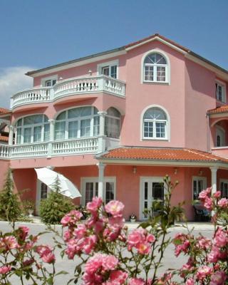 Hotel Villa Vera