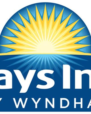 Days Inn & Suites by Wyndham Caseyville