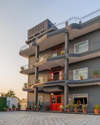 Loft 24, Mansarovar