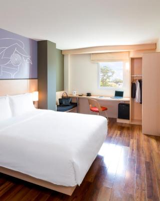 ibis Vientiane Nam Phu