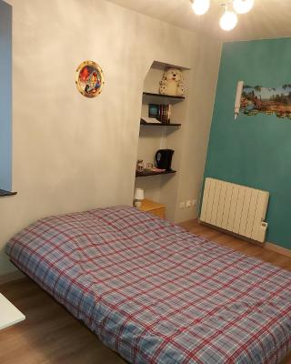 Chambre dans un écrin de verdure