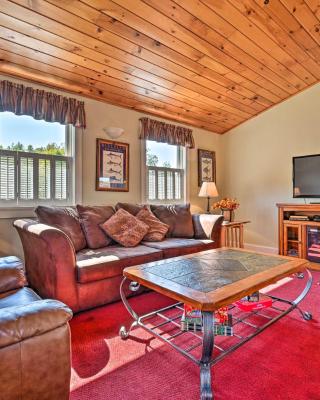Cozy Apt with Hot Tub and Deck, 10 Mi to Stowe Resort!