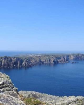 Tory Island 1-Bed Apt Sleeps 4 Parking & SeaView