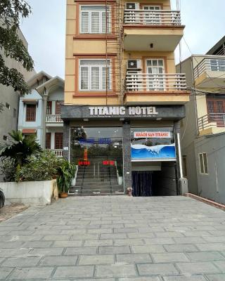 TITANIC HOTEL