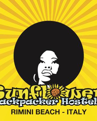 Sunflower Beach Backpacker Hostel & Bar