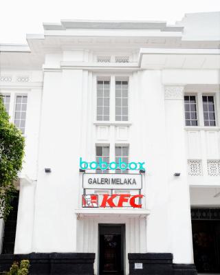 Bobopod Kota Tua, Jakarta