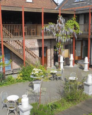 Johan's Lodge