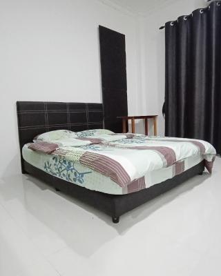 OYO Home 90203 Emma Sukma Homestay