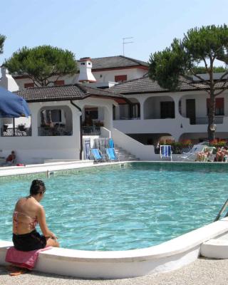Apartments in Rosolina Mare 24945