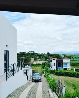 Villa lili, Carmen de Apicala condominio San Simon