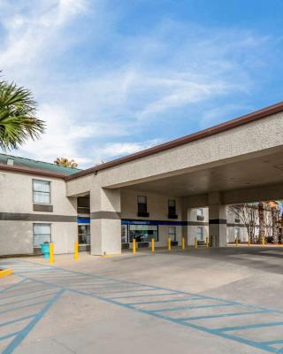 Studio 6 Laredo, Tx - North I-35