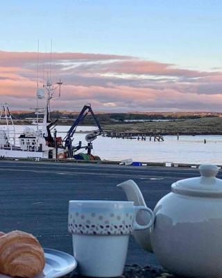 On The Harbour - unrivalled views of Amble's harbour and estuary