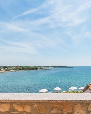 Old Town Apartments in Umag