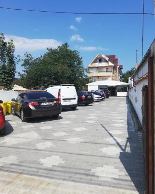 Panos