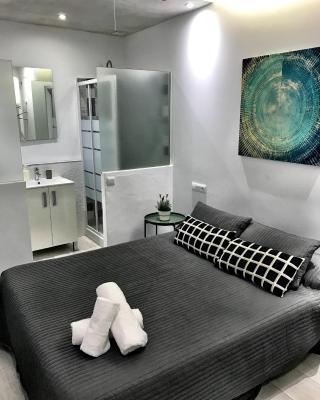 Tarifa Bed and Center