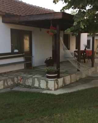 Guest House Kostadinovi