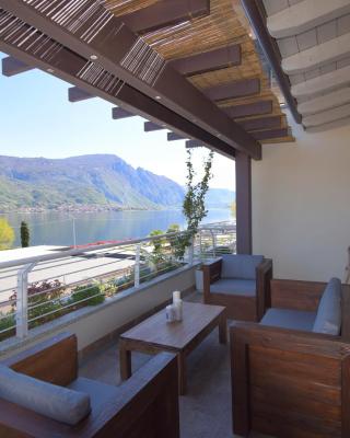 Apt Jolanda Bellagio Wild Flowers