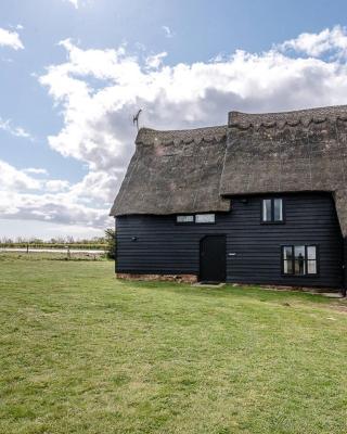 The Hayloft Valley Farm Barns Snape Air Manage Suffolk