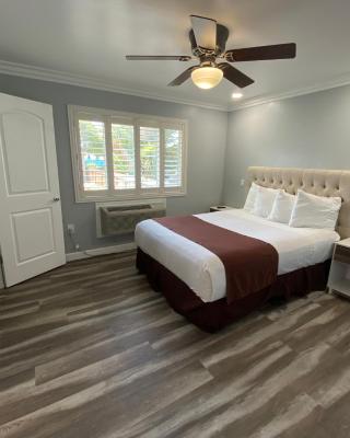 Lone Oak Lodge
