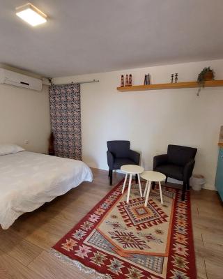 Cute guest room